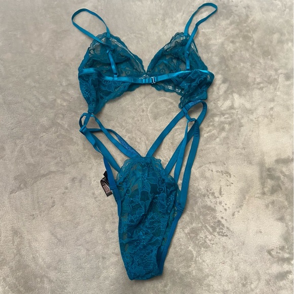 New! Victoria’s Secret Very Sexy Blue Lace Triangle Shine Strap Teddy 4302 - Picture 8 of 10